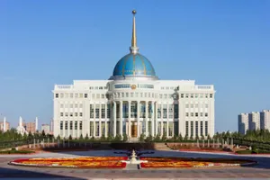 Президент дал поручения главе Нацбанка