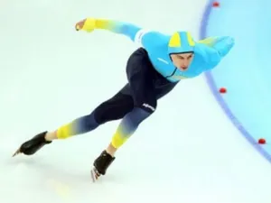 Форма казахстанских конькобежцев признана самой красивой