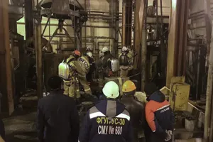 Крупный пожар вспыхнул на шахте в Сарани