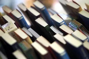 Книжная выставка-ярмарка проходит в Алматы