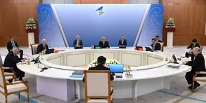 ЕАЭО елдерінің көшбасшылары Тоқаевтың төрағалығымен кеңес отырысына жиналды