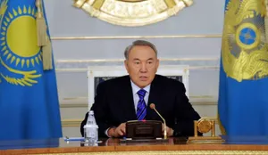 Глава государства поздравил казахстанцев с Днем Конституции