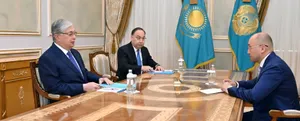 Президент принял вновь назначенного посла Казахстана в России