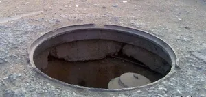 Алматинский водитель выиграл суд по аварии из-за крышки люка