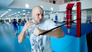 Дычко нокаутировал Кейджа