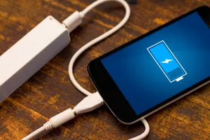 Как правильно заряжать аккумулятор смартфона – эксперты