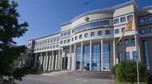 Среди жертв и пострадавших от теракта в Париже казахстанцев нет
