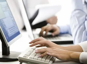 Президент поручил обеспечить школы для инвалидов интернетом