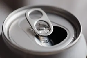 Производство поддельных энергетических напитков выявлено в Шымкенте