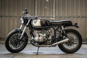 Мотоцикл BMW R100RS – 49-ый проект мадридских мастеров