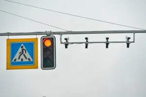 В Астане вдоль проезжей части установят ограждения