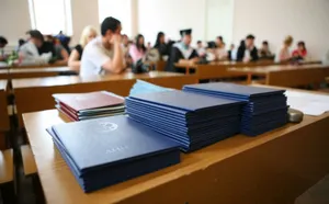 Три казахстанских вуза не смогут выдавать дипломы – МОН