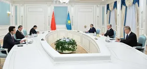Касым-Жомарт Токаев встретился с членом госсовета КНР Ван И
