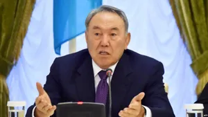 Назарбаев: На первом месте стоит вопрос о новом нефтеперерабатывающем заводе