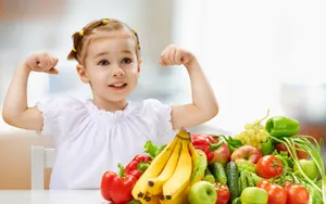 Медики назвали самые смертоносные для детей продукты