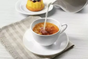 Кому вреден чай с молоком – диетолог