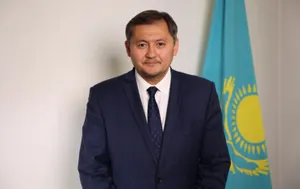 Сдержал ли обещание министр Нурбек, что его дети будут учиться в школах Казахстана