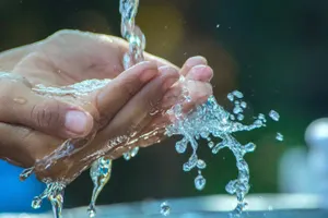 Холодную воду отключат в центре Алматы
