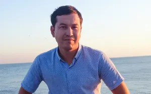 Брата кавээнщика, погибшего в Актау, обманули мошенники