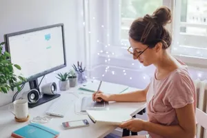 Казахстанских педагогов подключат к проекту ChatGPT Edu для создания ИИ-ассистентов
