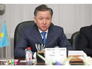 Нигматулин рассказал студентам о Маке, Баке и господах депутатах