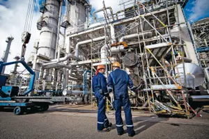 Шестнадцать сотрудников нефтяной компании госпитализированы с отравлением в Казахстане