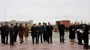 Памятную плиту 21 эстонке установили в АЛЖИРе