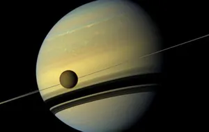 В NASA снова обнаружили загадочный объект на спутнике Сатурна