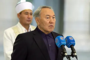 Н. Назарбаев совершил праздничный намаз в Курбан айт