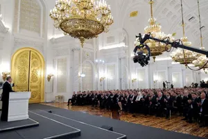 Путин выступил с посланием к Федеральному собранию