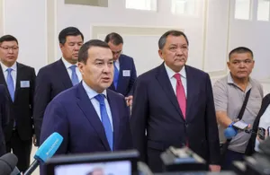 Алихан Смаилов ознакомился с ходом ремонта на МАЭК в Мангистауской области