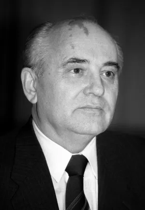 Михаил Горбачев