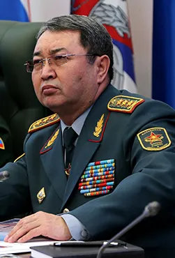 Сакен Жасузаков