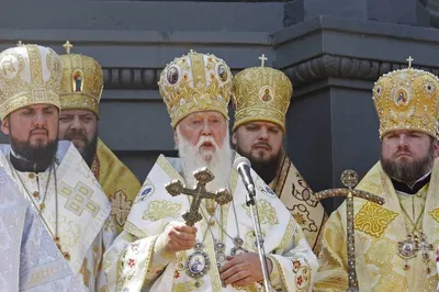 Лжемитрополит обвинил в использовании биооружия церковь в Сербии