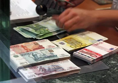 Казком: тенге не пришел к точке равновесия