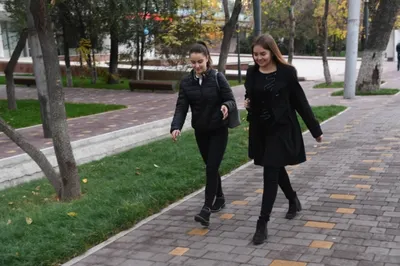 Новые остановки и пандусы – в Алматы продолжают создавать комфортную среду