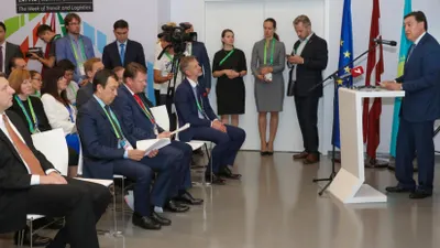 Казахстану и Латвии необходимо наращивать сотрудничество