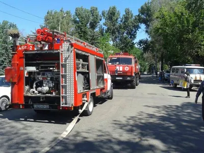 В Алматы горело здание ГКП «Холдинг Алматы Су»
