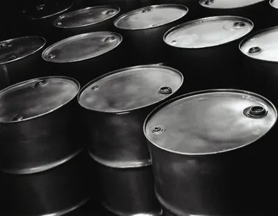 «Роснефть» назвала причины падения цен на нефть