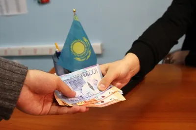 Три миллиона тенге выплатит чиновник-коррупционер из Шымкента