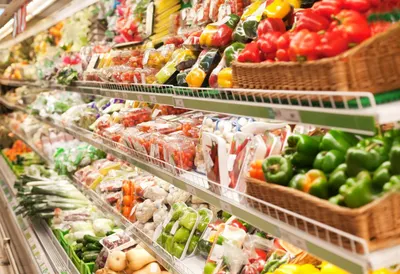Опасные продукты выявлены на прилавках магазинов ВКО