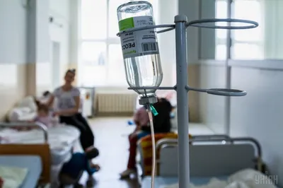 Восемь человек пострадали в результате столкновения машины с автобусом в Алматы