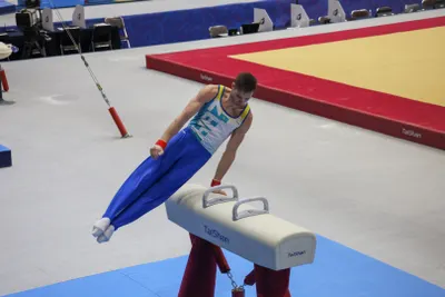 Нариман Курбанов спорттық гимнастикадан Азияның үш дүркін чемпионы атанды