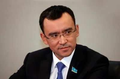 Ашимбаев поддержал введение семилетнего президентского срока в Казахстане