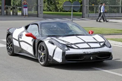 Ferrari готовит две спецверсии 458