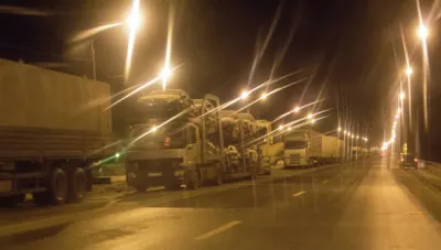 Паводок в Казахстане привел к заторам на трассе Озинки – Уральск