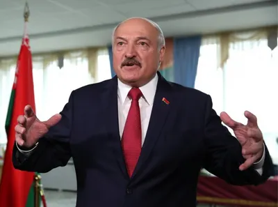 Отказаться от смартфонов призвал Лукашенко