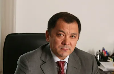 Аким Западного Казахстана извинился перед футболистами