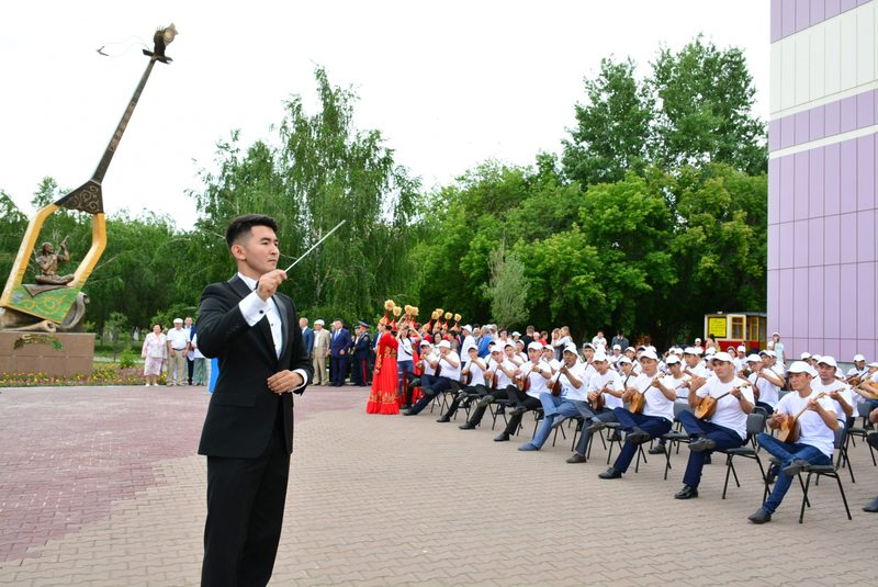 Астанадан Бейжіңге дейін: домбыра күніне орай 2000-нан астам іс-шара өтеді
