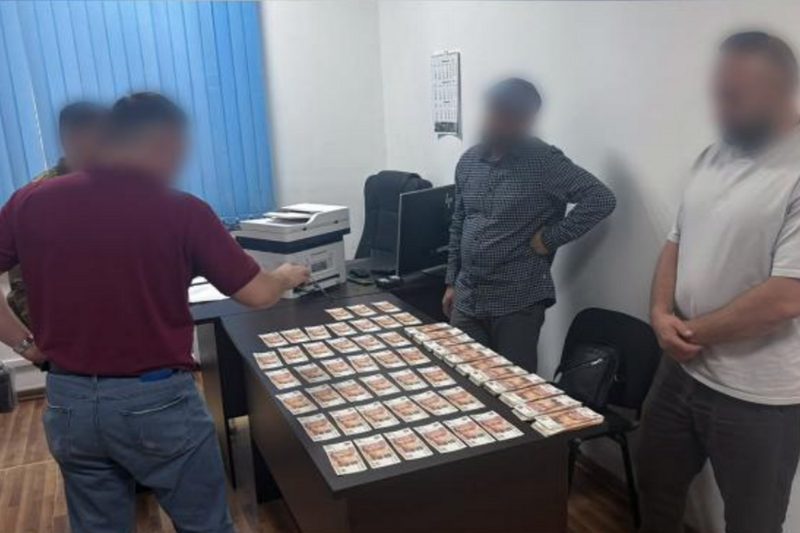 Более 600 миллионов тенге пытались незаконно вывезти из Казахстана